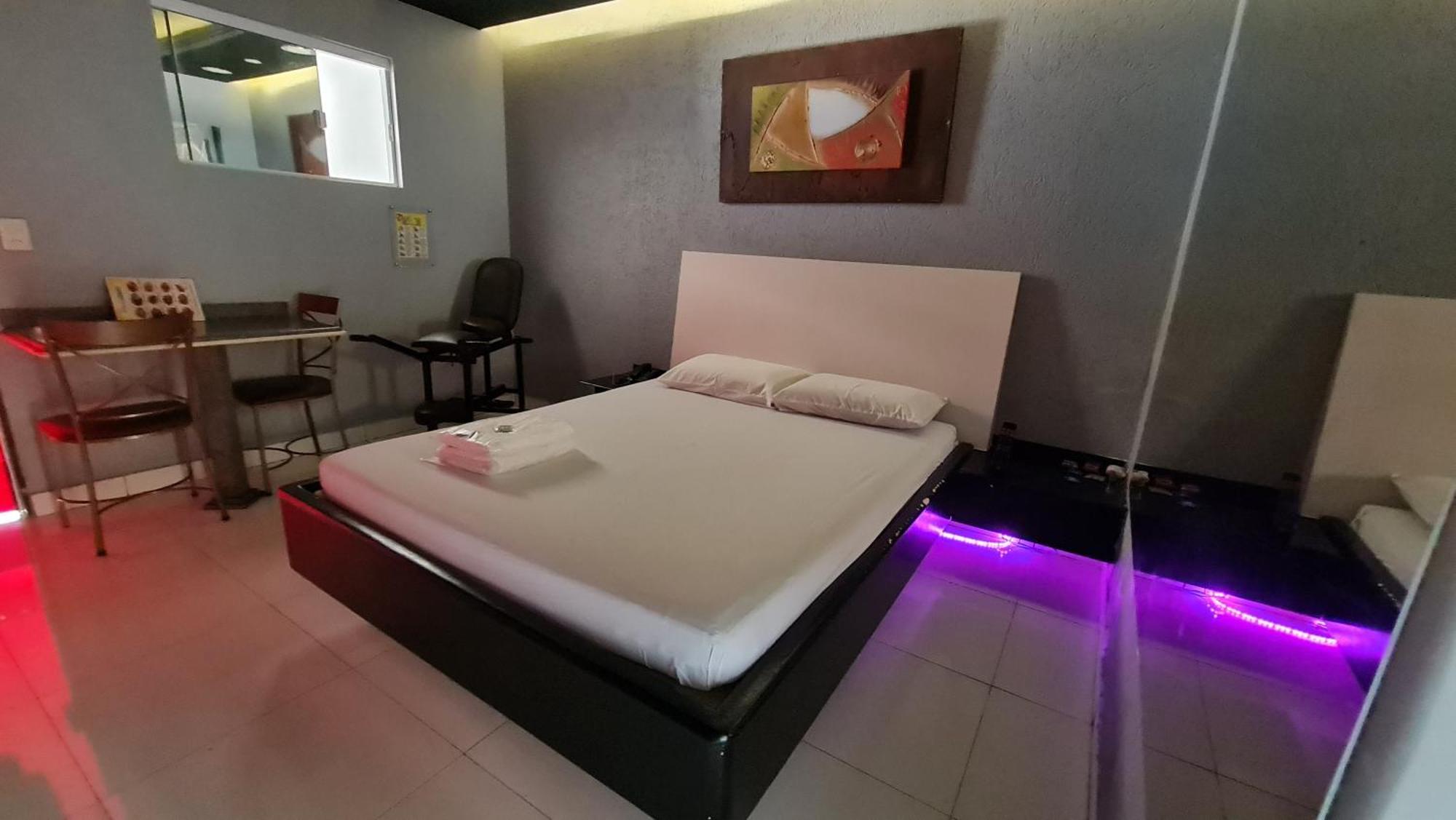 Gran Motel Gyn กัวยาเนีย ภายนอก รูปภาพ