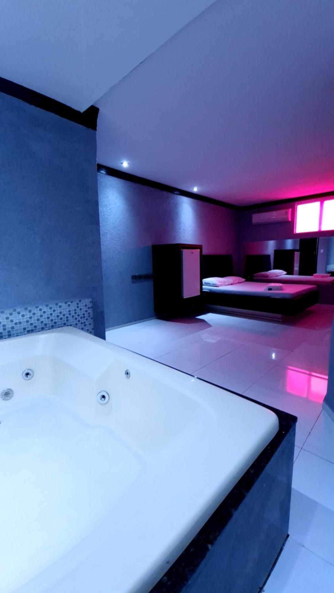 Gran Motel Gyn กัวยาเนีย ภายนอก รูปภาพ
