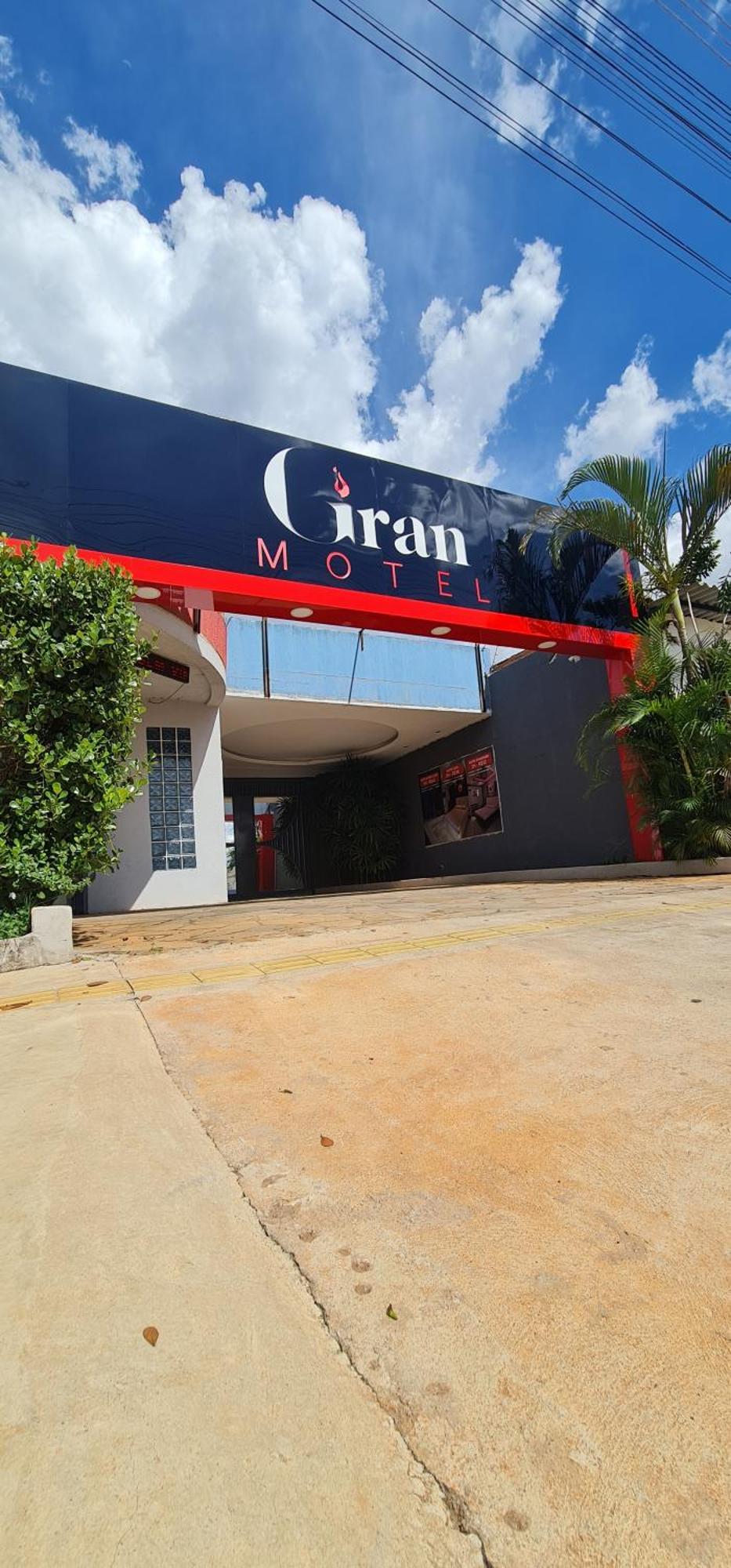 Gran Motel Gyn กัวยาเนีย ภายนอก รูปภาพ