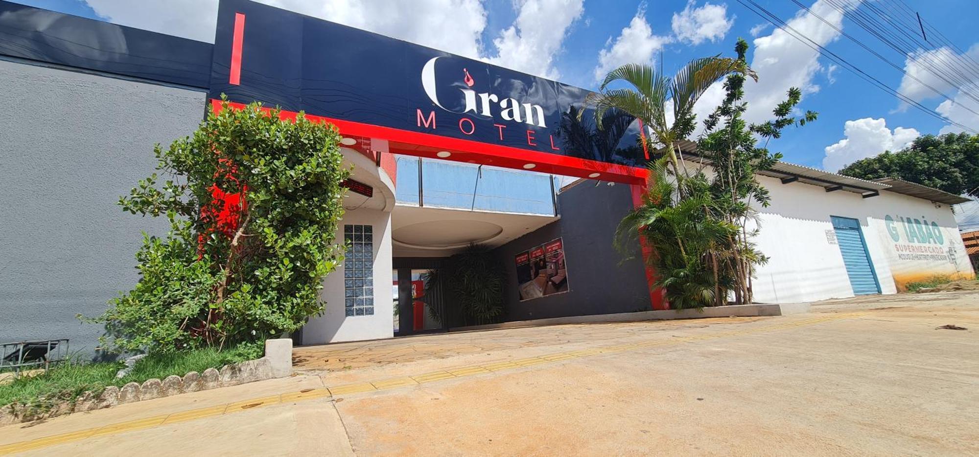 Gran Motel Gyn กัวยาเนีย ภายนอก รูปภาพ